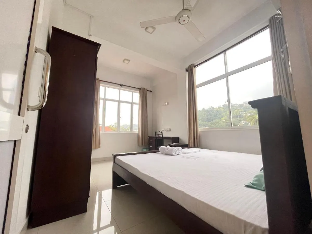 Smile Hub Kandy Penthouse Apartment Sri Lanka