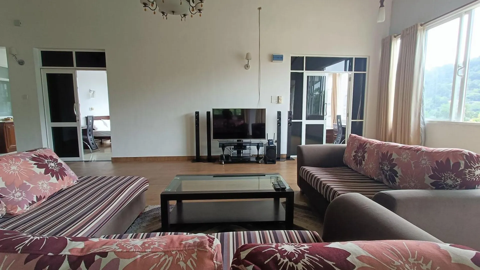 Smile Hub Kandy Penthouse Apartment Sri Lanka