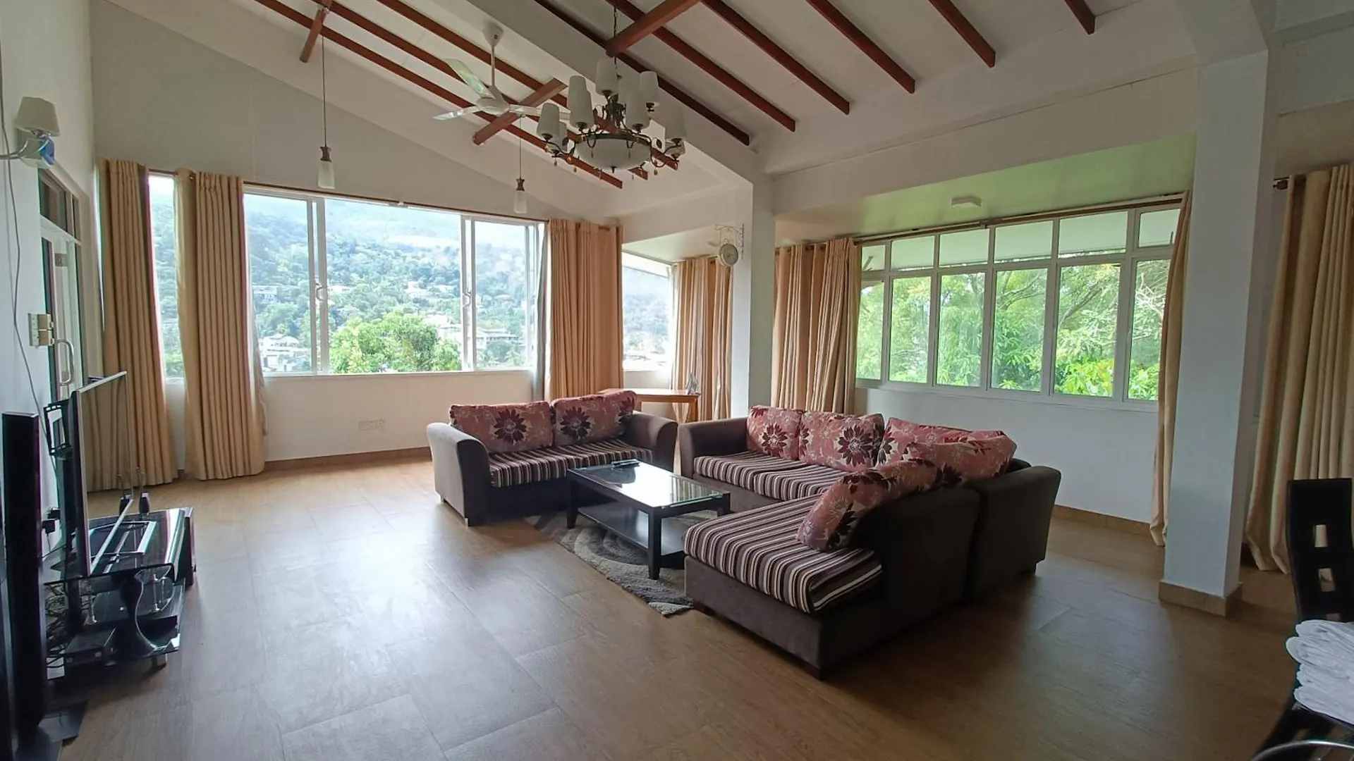 Smile Hub Kandy Penthouse Apartment